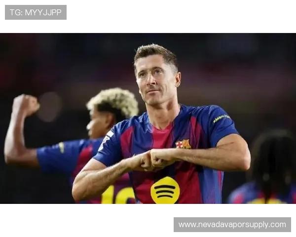 莱万多夫斯基伤情持续关注，巴萨制定恢复计划以应对复出时间的不确定性