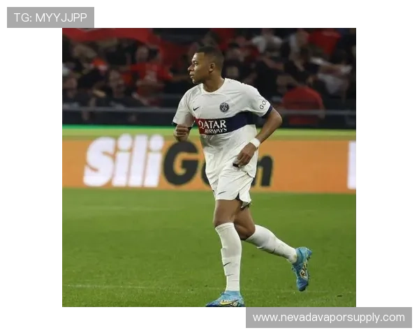 阿什拉夫：边路突击手到战术核心的跃迁解析