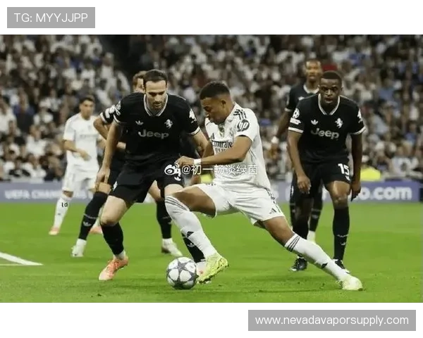 球星撑腰战术失衡?国际米兰豪华配置难解进球便秘危机! 球星撑腰战术失衡?国际米兰豪华配置难解进球便秘危机!